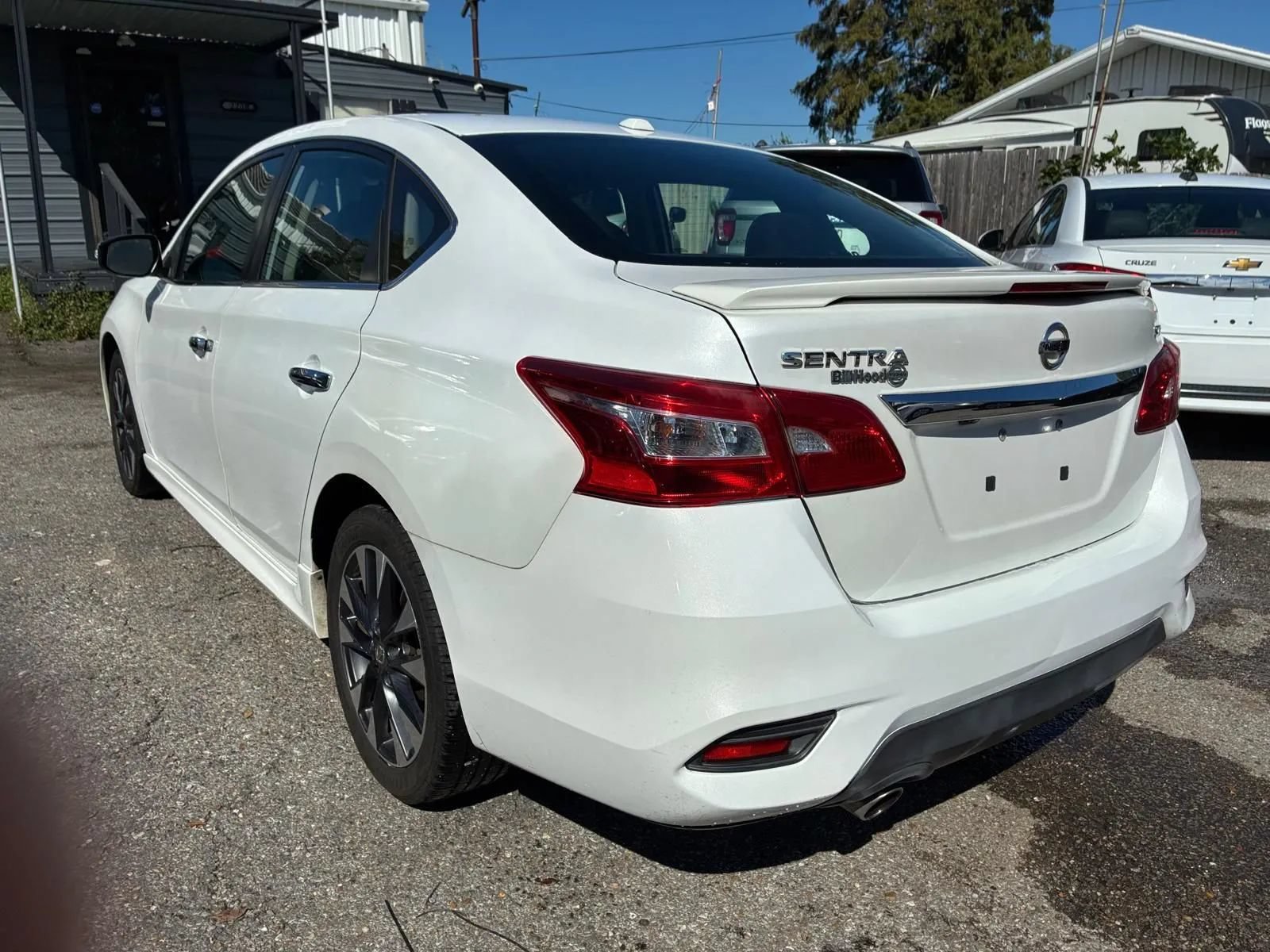 Used 2018 Nissan Sentra SR FWD image 7