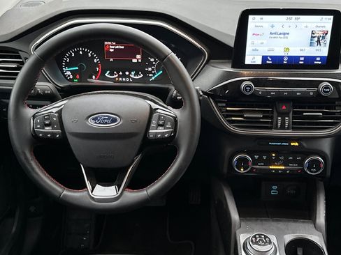 Used 2022 Ford Escape SEL w/ SEL Stealth AWD Package image 13