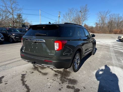 Used 2022 Ford Explorer XLT w/ Equipment Group 202A image 29