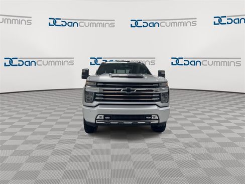 Used 2023 Chevrolet Silverado 2500 High Country image 3