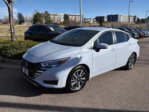 New 2025 Nissan Versa SV w/ Trunk Package FWD image 7