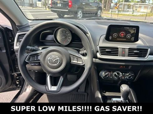 Used 2018 MAZDA MAZDA3 Sport w/ Preferred Equipment Package FWD image 17