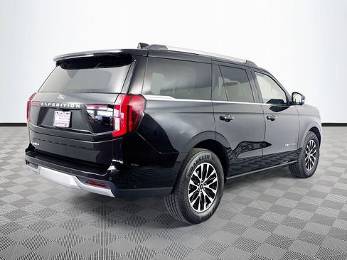 Used 2025 Ford Expedition Platinum AWD/4WD image 7
