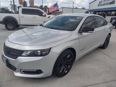 Used 2019 Chevrolet Impala LT image 3