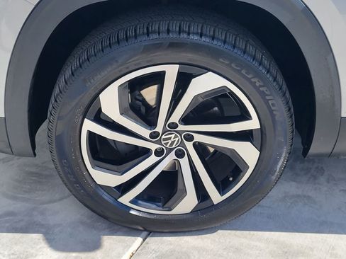 Used 2022 Volkswagen Atlas SEL AWD/4WD image 9