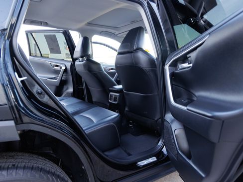 Used 2024 Toyota RAV4 Limited image 32