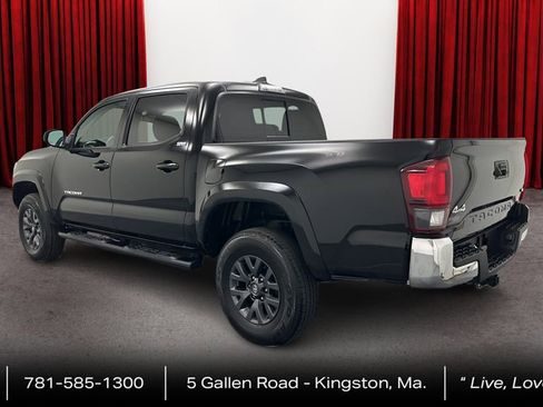 Certified 2023 Toyota Tacoma SR5 AWD/4WD image 7