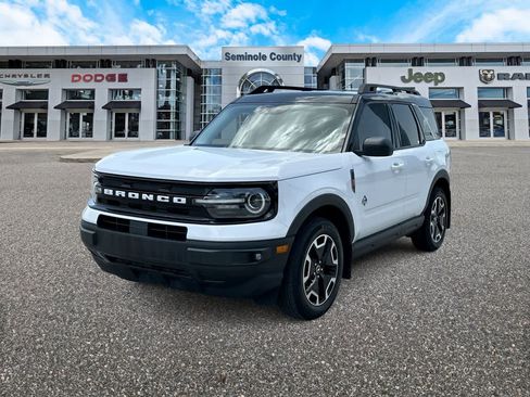 Used 2024 Ford Bronco Sport Outer Banks w/ Tech Package AWD/4WD image 1