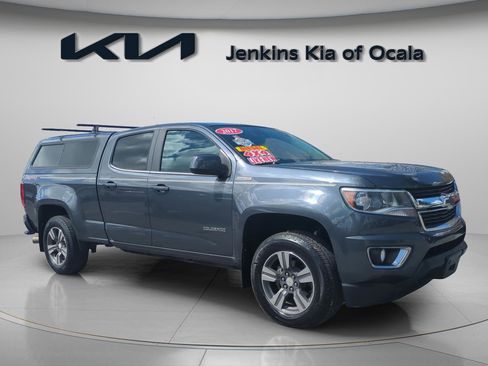 Used 2017 Chevrolet Colorado LT w/ LT Convenience Package image 1