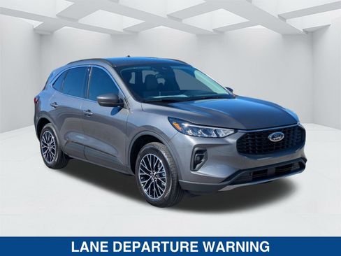 New 2026 Ford Escape SE FWD image 2