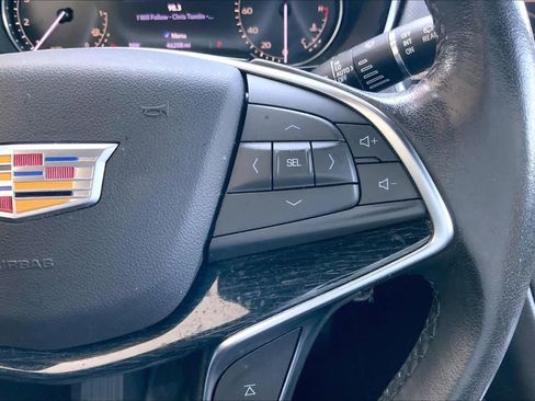 Used 2022 Cadillac XT5 Premium Luxury w/ LPO, Premium Carpet Package image 17