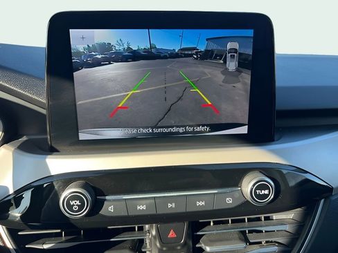 Used 2022 Ford Escape SE FWD image 22