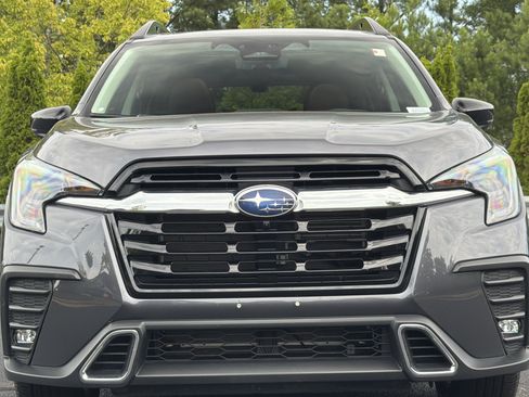 Used 2025 Subaru Ascent Touring AWD/4WD image 20