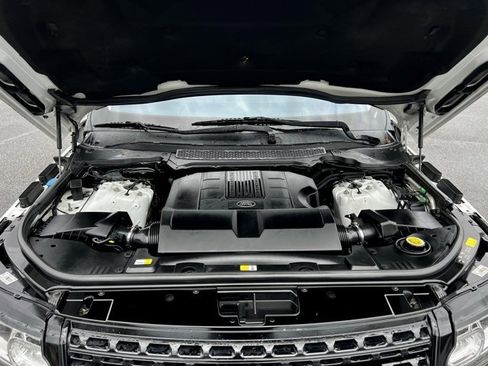 Used 2016 Land Rover Range Rover HSE image 47