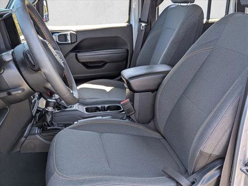 Used 2024 Jeep Wrangler Unlimited Sport AWD/4WD image 15