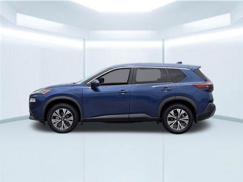 Used 2023 Nissan Rogue SV FWD image 2