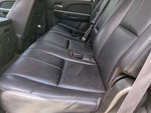 Used 2013 Chevrolet Tahoe LT RWD image 15