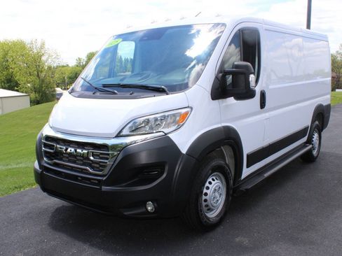 Used 2025 RAM ProMaster 2500 w/ U-Haul Equipment Group FWD image 3