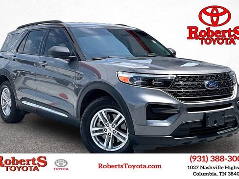Used 2023 Ford Explorer XLT RWD image 1