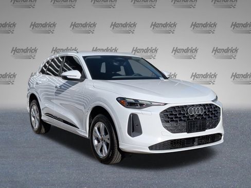 New 2025 Audi Q5 Premium image 2