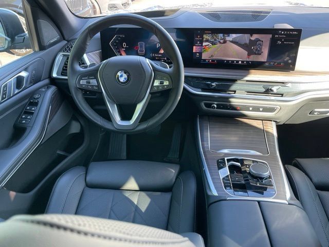 Used 2026 BMW X5 xDrive40i w/ Premium Package AWD/4WD image 9