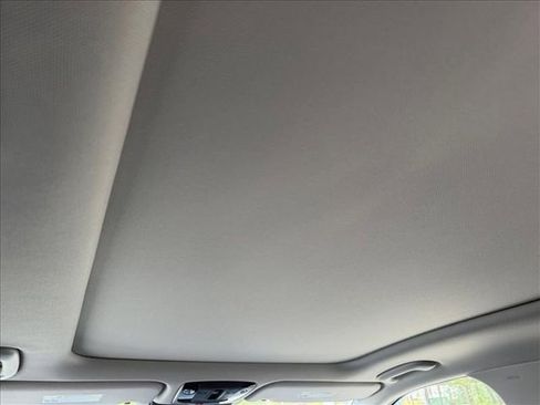 New 2026 Kia Sorento EX FWD image 14