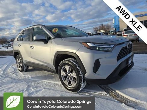 Used 2023 Toyota RAV4 XLE image 1