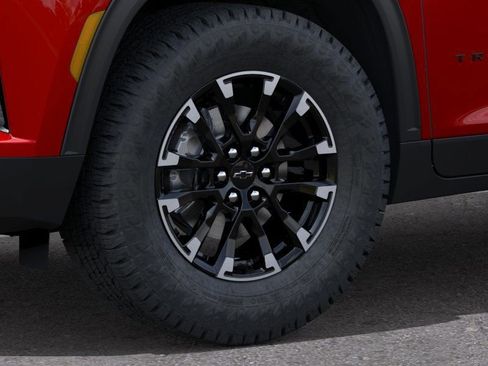 New 2026 Chevrolet Traverse Z71 w/ Driver Confidence Package AWD/4WD image 9