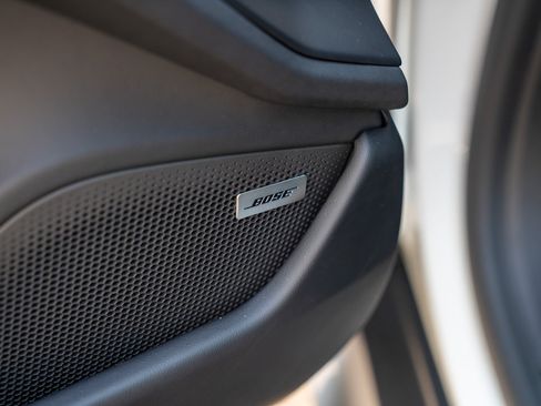 Certified 2025 Porsche Taycan 4S AWD/4WD image 11