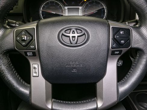 Used 2016 Toyota 4Runner SR5 image 30