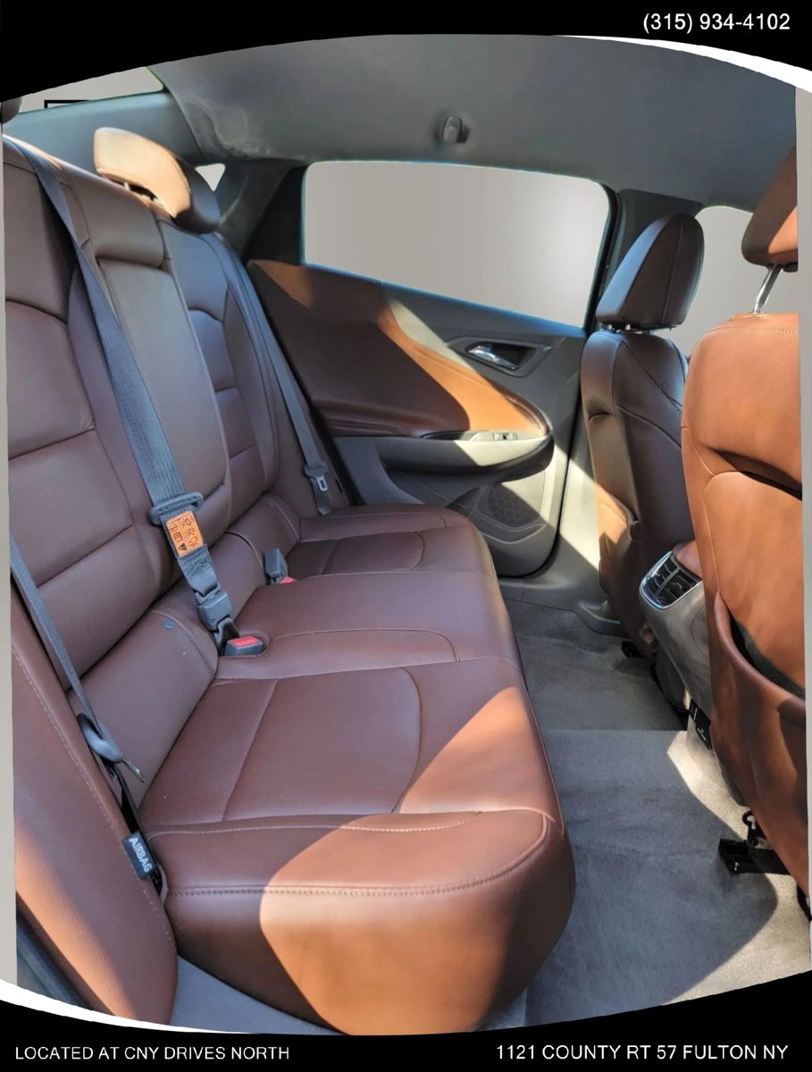 Used 2016 Chevrolet Malibu LT w/ Leather Package FWD image 17