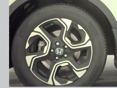 Used 2018 Honda CR-V Touring image 10