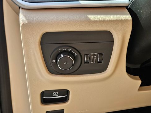 New 2026 Jeep Grand Cherokee L Limited AWD/4WD image 18