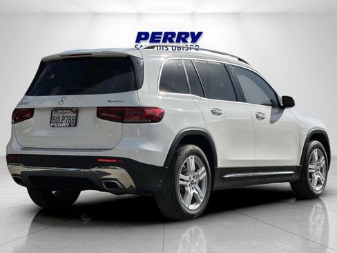 Used 2020 Mercedes-Benz GLB 250 4MATIC image 4