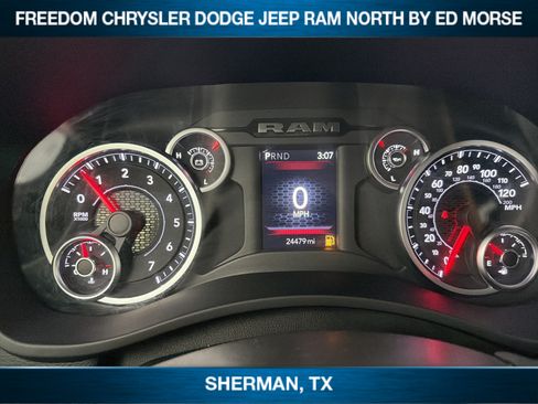 Used 2025 RAM 2500 Big Horn AWD/4WD image 12