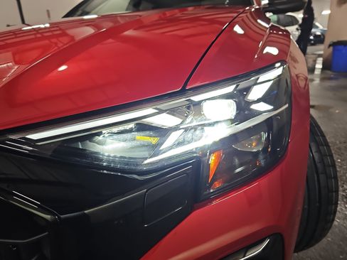 Used 2024 Audi SQ8 Prestige image 32