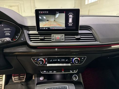 Used 2018 Audi SQ5 Prestige w/ Prestige Package image 29