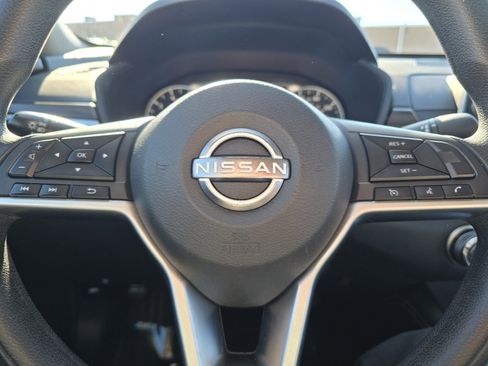 Used 2023 Nissan Altima 2.5 SV image 23