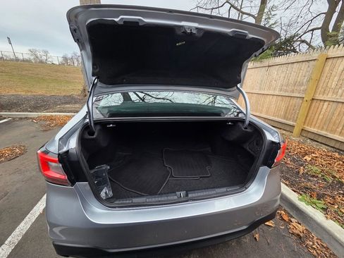 Used 2024 Subaru Legacy Premium image 30