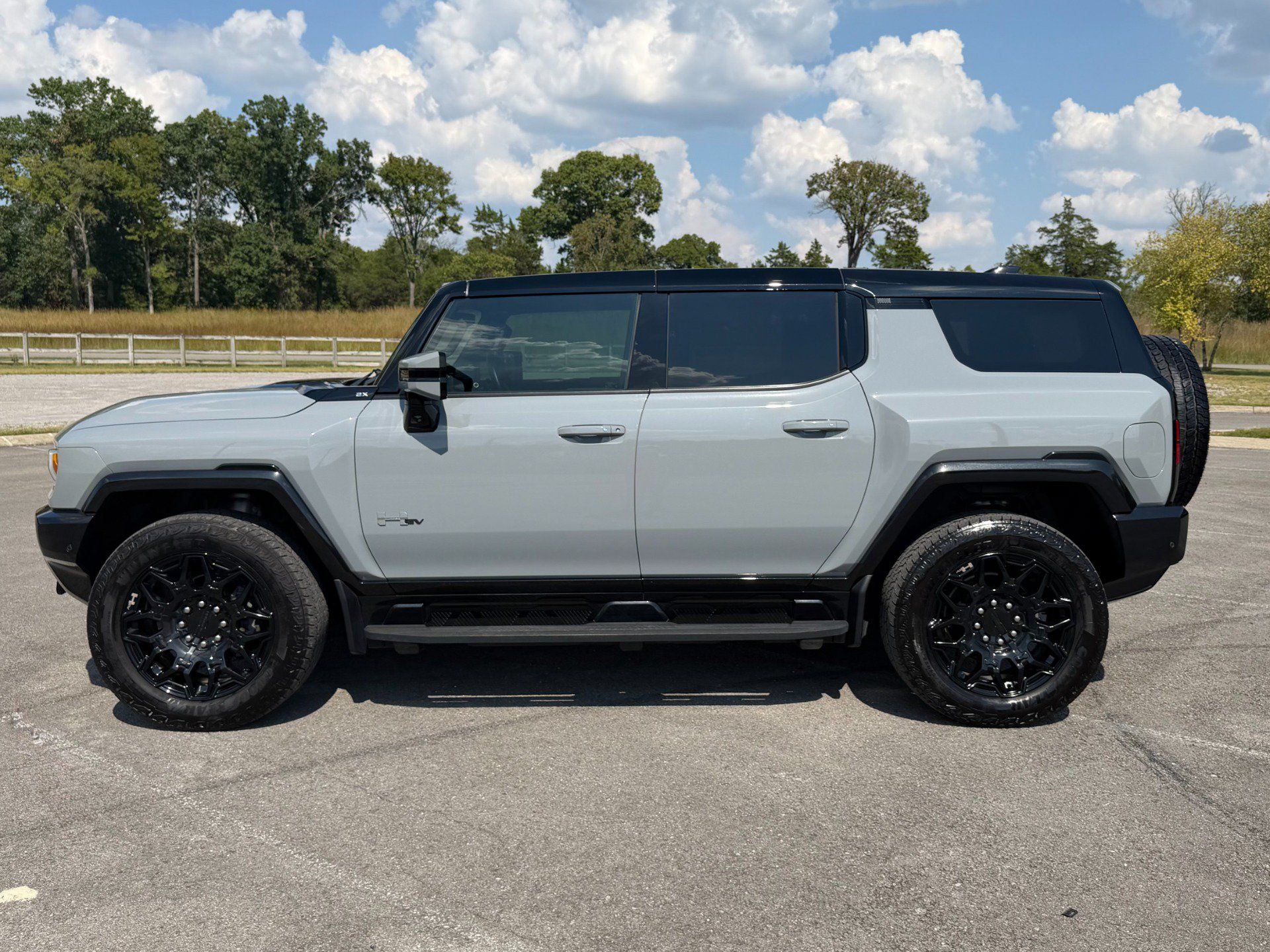 Used 2024 GMC Hummer EV 2X AWD/4WD image 8