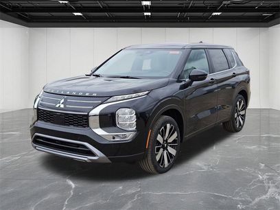 New 2025 Mitsubishi Outlander SE