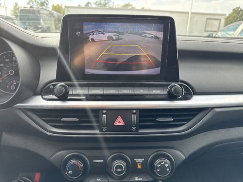 Certified 2024 Kia Forte LX image 28