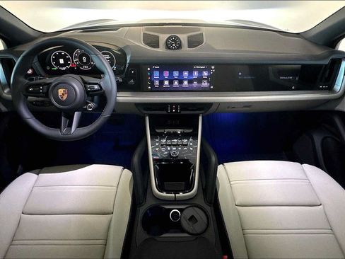 New 2026 Porsche Cayenne AWD/4WD image 14