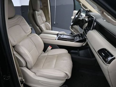Used 2020 Lincoln Navigator Reserve w/ Luxury Package AWD/4WD image 14