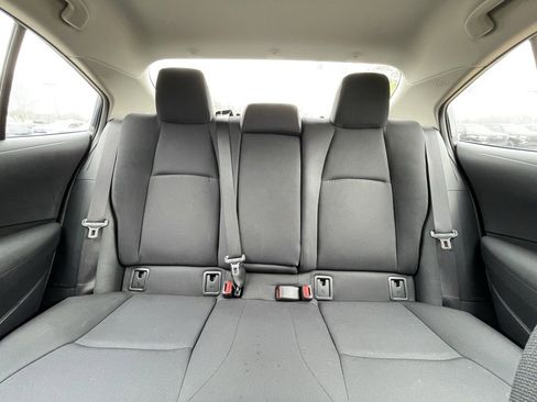 Used 2024 Toyota Corolla LE image 30