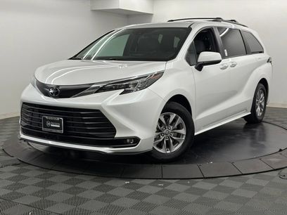 Certified 2026 Toyota Sienna XLE
