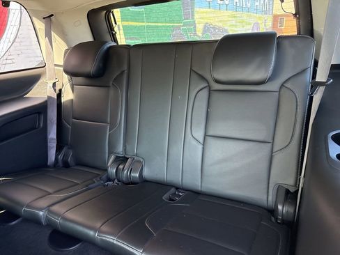 Used 2017 GMC Yukon SLT image 22