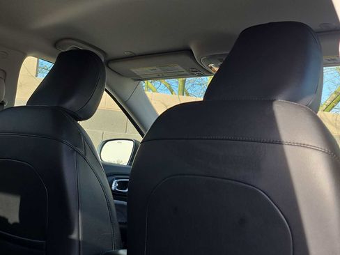 Used 2022 Jeep Compass Latitude image 16