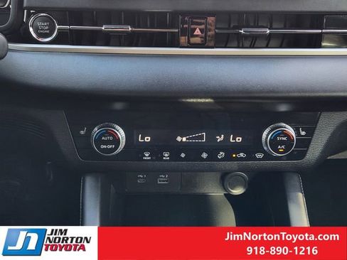 Used 2023 Mitsubishi Outlander SE Black Edition image 20