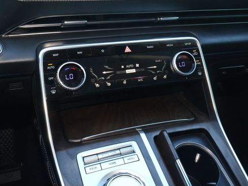 Used 2023 Genesis GV80 3.5T w/ Prestige Matte Package image 28